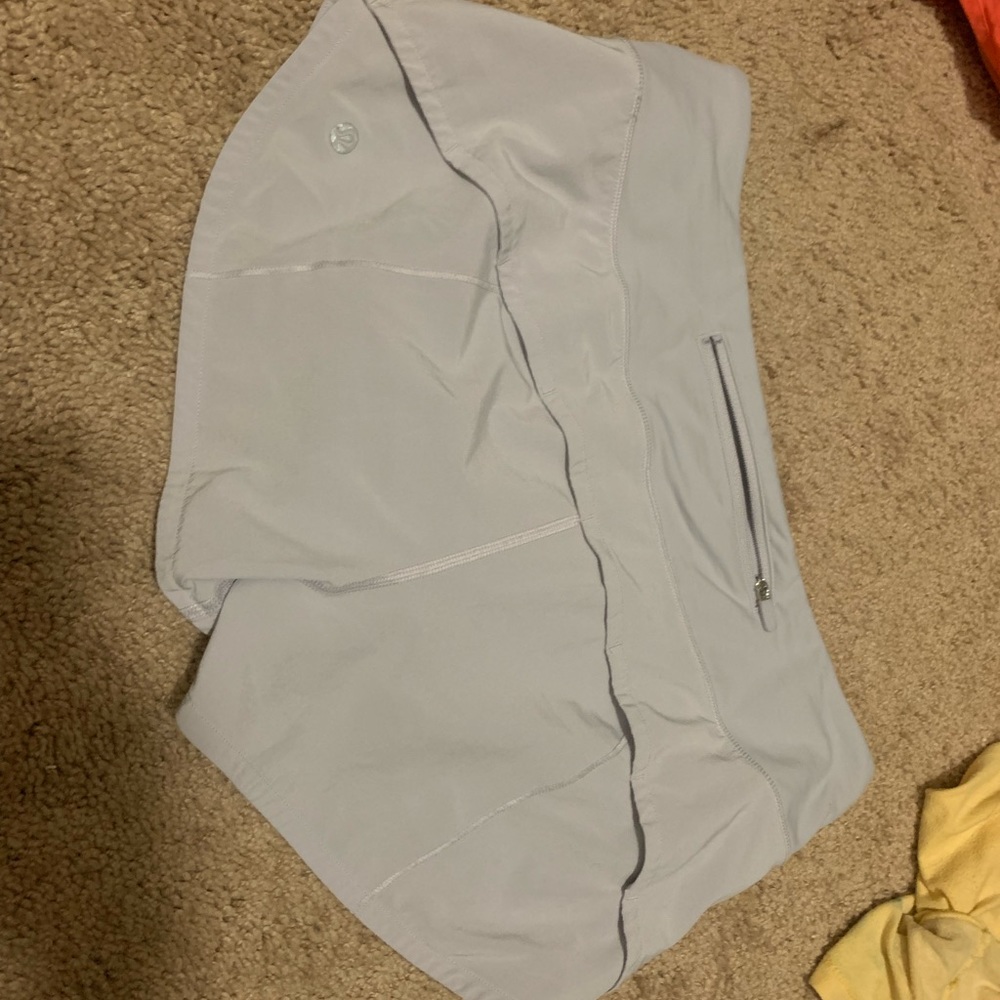Lululemon lavender speed up shorts 2.5 inch